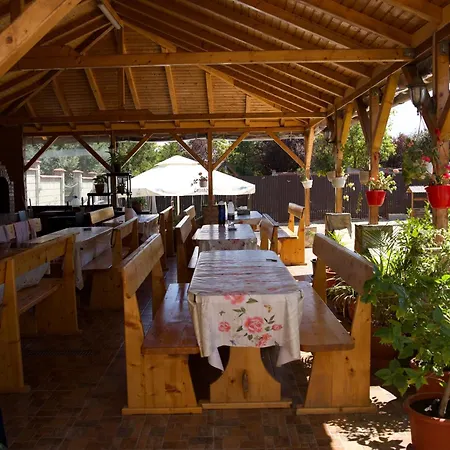 Casa Stef Quarto em Acomodações Particulares Două Mai